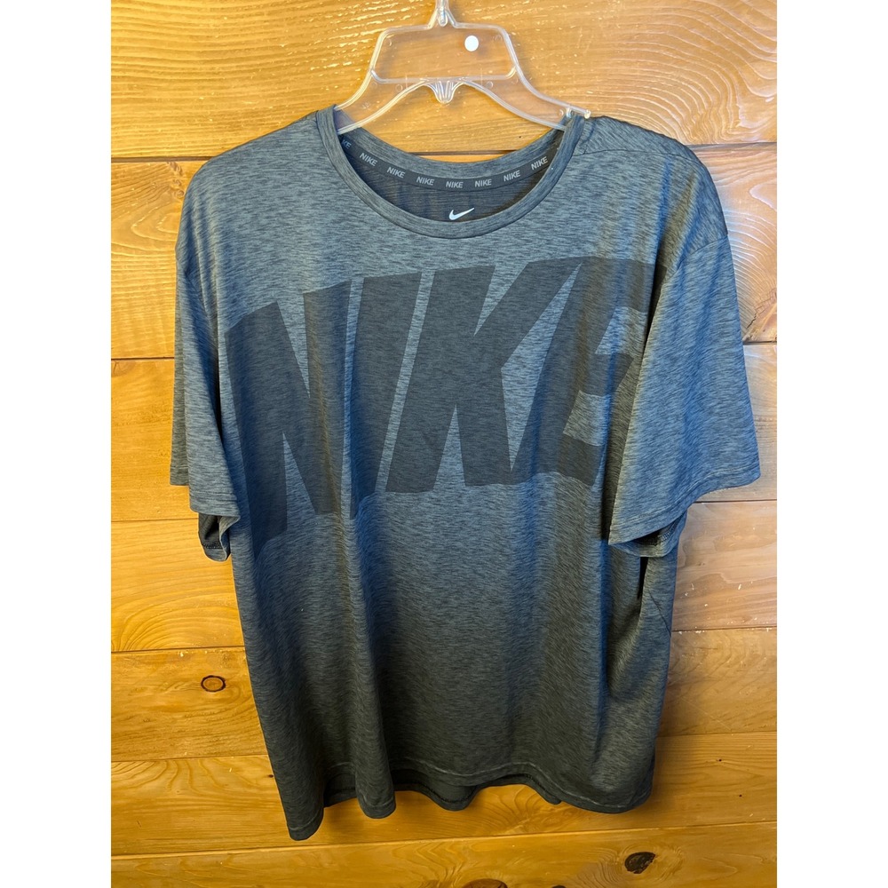 Nike Dri-FIT Gray Training T-Shirt Mens XXL Short Sleeve Athletic Gym Tee Casual